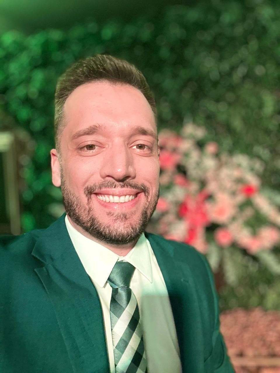 Dr. Lucas Niero Flores